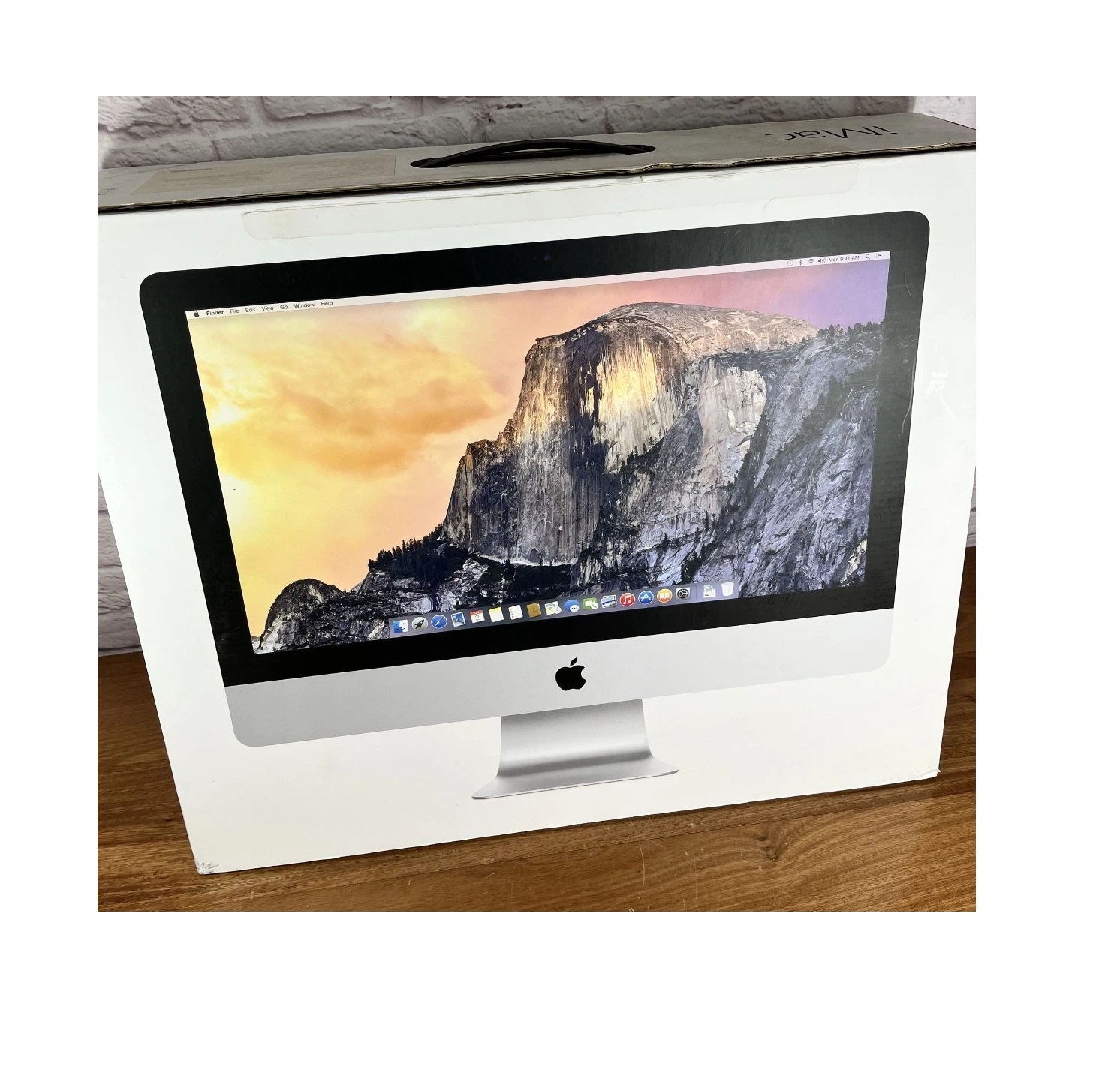 Apple Empty Retail Box with Inserts suits iMac 21.5